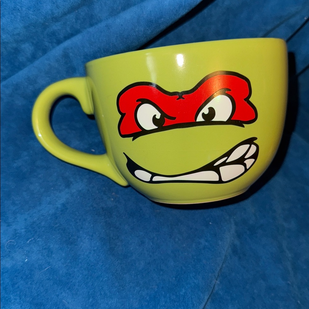 HUGE Turtle green Teenage Mutant Ninja Turtles Mug with Red Mask Design